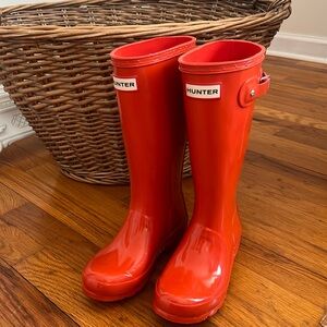 Like New Hunter Gloss Orange Original Tall rain rubber Boots unisex size 1